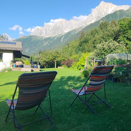 Beau Studio Dans La Vallee De Chamonix Les Trabets Exterior photo
