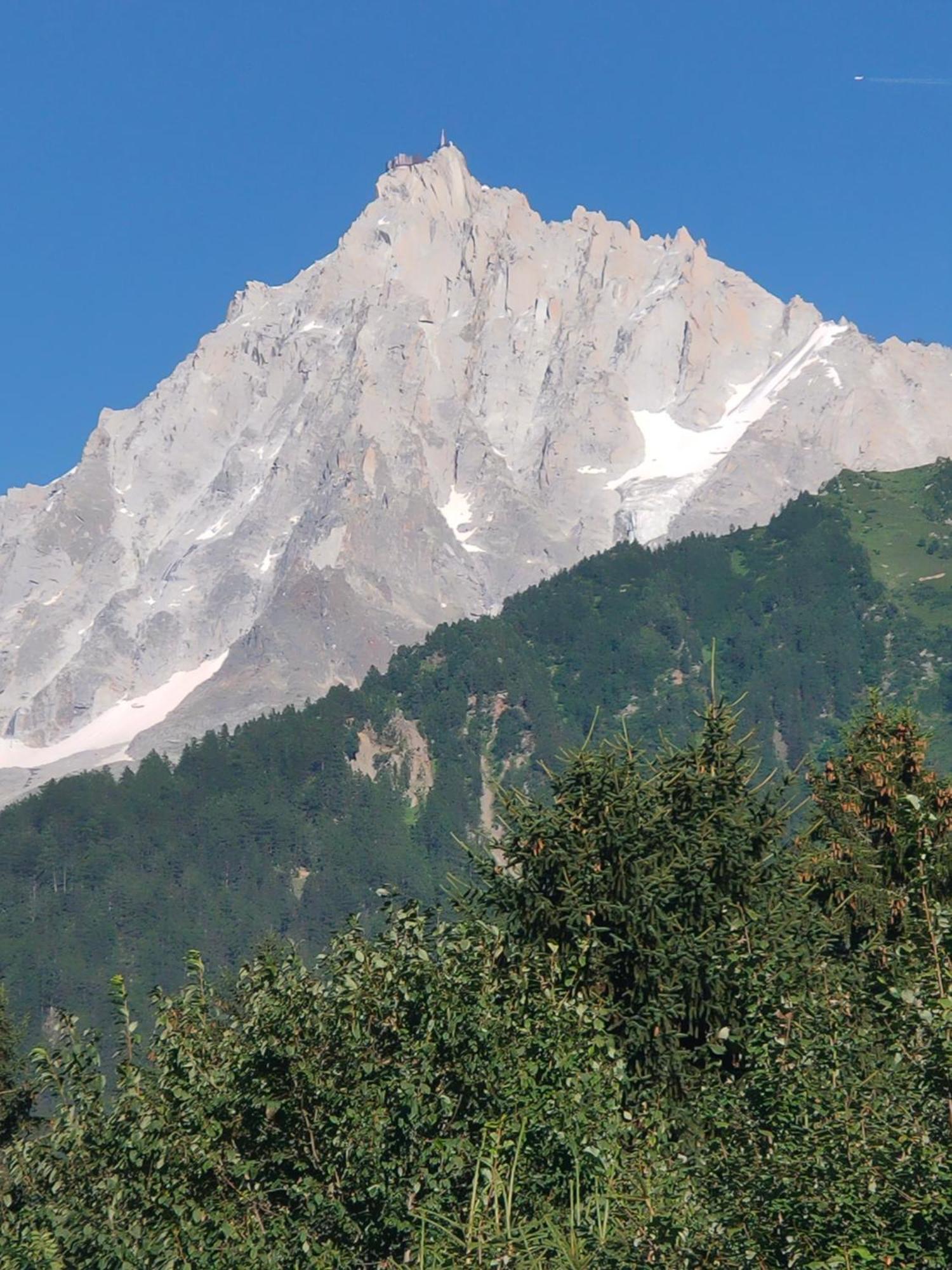 Beau Studio Dans La Vallee De Chamonix Les Trabets Exterior photo